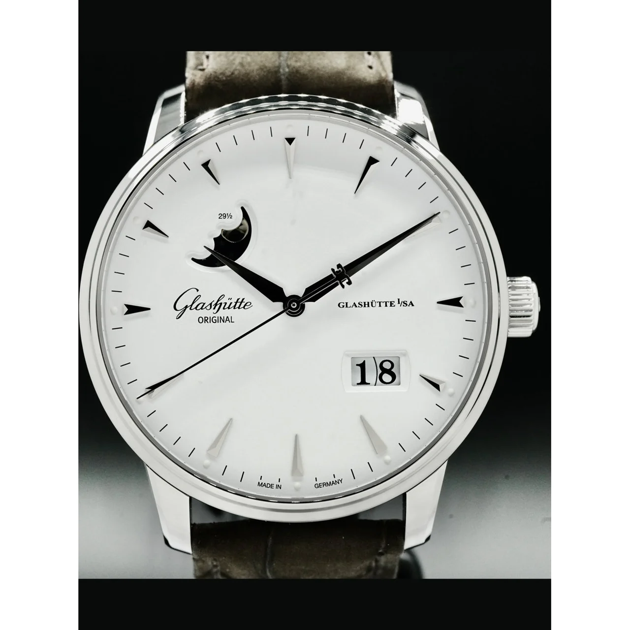 Glashutte Original Glashütte Original 1-36-04-05-02-31 Senator Excellence Panorama Date Moon Phase NAP210000035428 42 mm kol saati