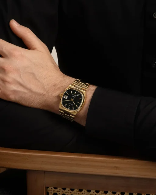 Bulova Super Seville 97B246 kol saati