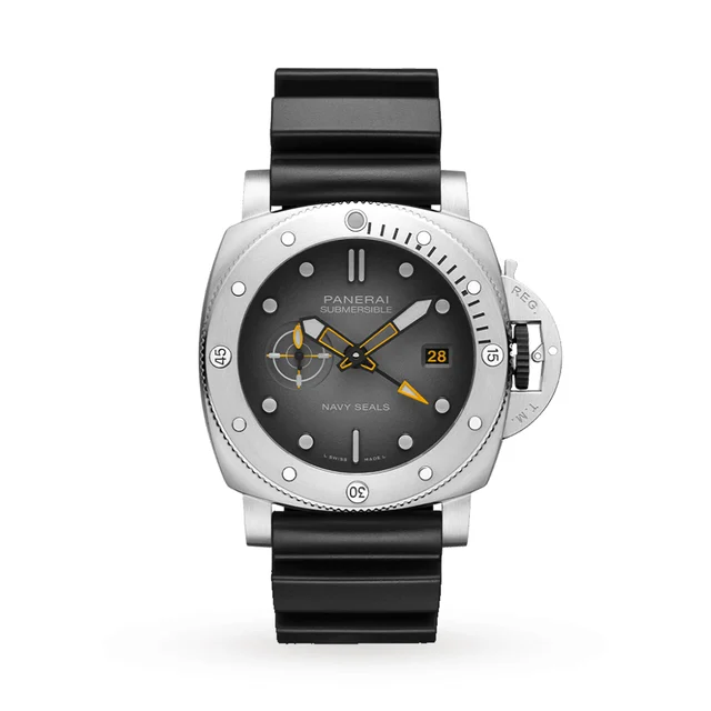 Panerai Submersible 17650559 kol saati