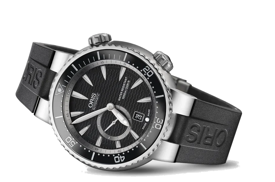 Oris Divers Titan 'C' Small Second, Date 01 743 7638 7454-07 4 24 34TEB 47 mm kol saati