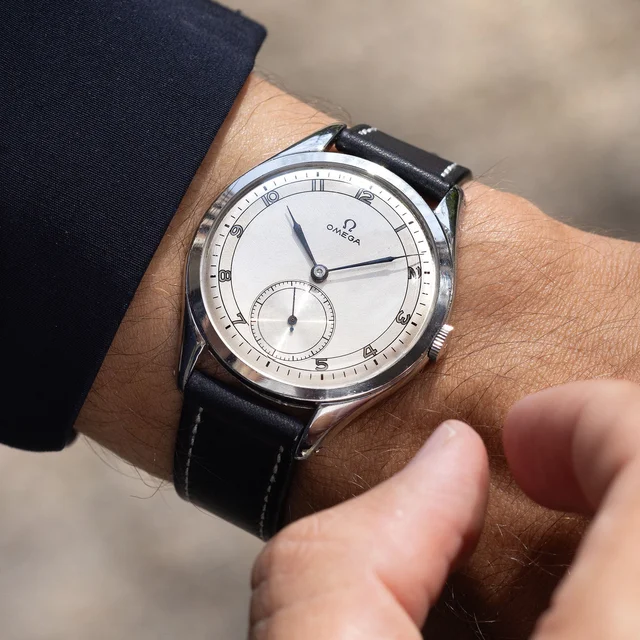 OMEGA Omega W-1810-2 kol saati
