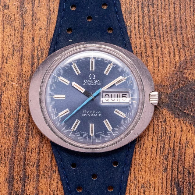 OMEGA Dynamic 166.079 kol saati