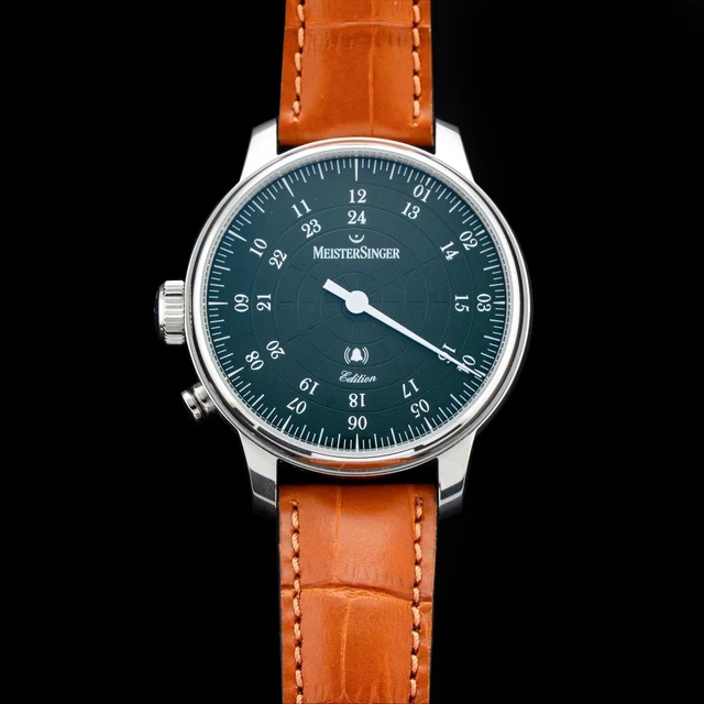 Meistersinger Bell Hora Petrol Dial Left Handed 210009N32717 kol saati