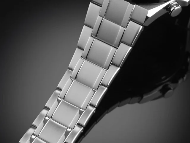 Casio Edifice Güneş Enerji̇li̇ EQS-920DB-1AVUDF kol saati
