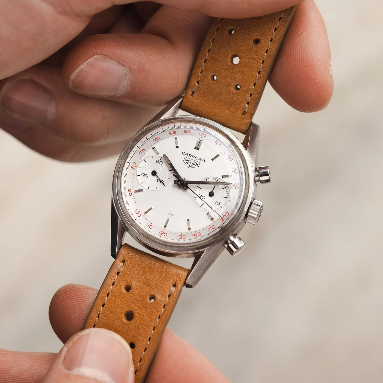 Heuer Carrera W-2110 35 mm kol saati