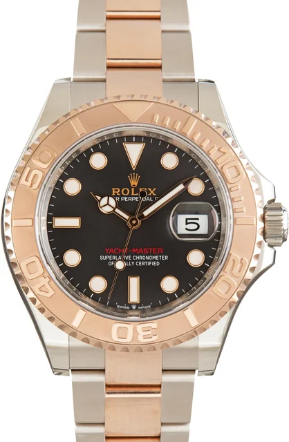 Rolex Black Dial Yacht-Master 40 Ref 126621 kol saati