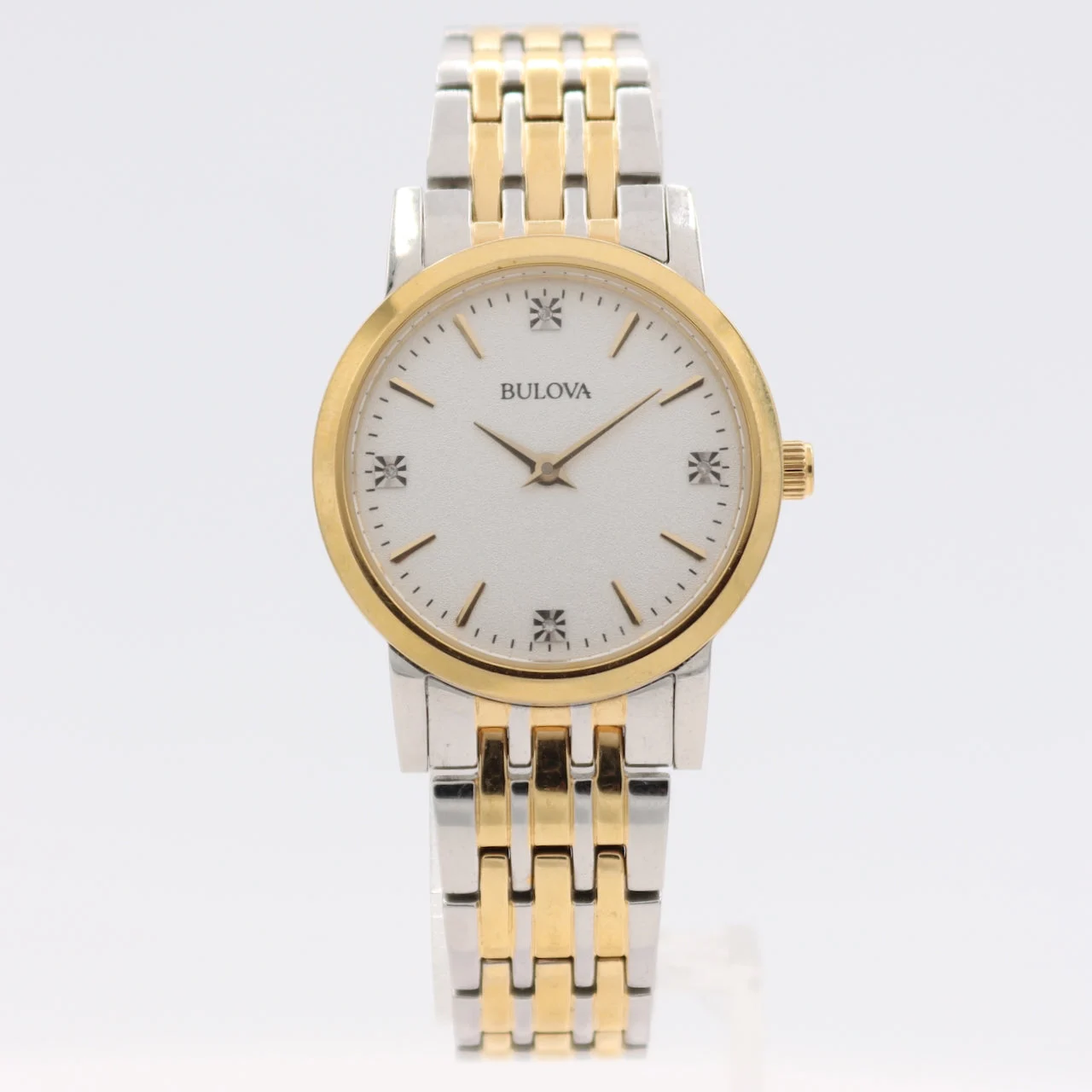 Bulova Bulova 12292025143410 27 mm kol saati