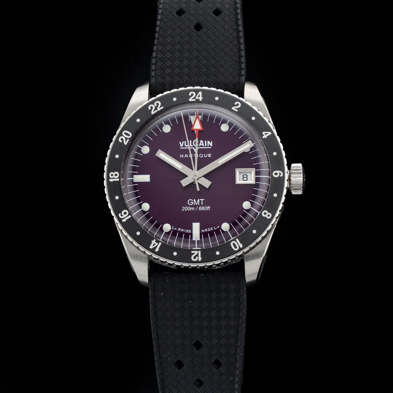 Vulcain Skindiver GMT Purple 210009N36579 38 mm kol saati