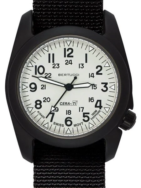 Bertucci Cera-Ti⢠Ceramic Coated Titanium Field Watch with Swiss Quartz Movement #12134 kol saati