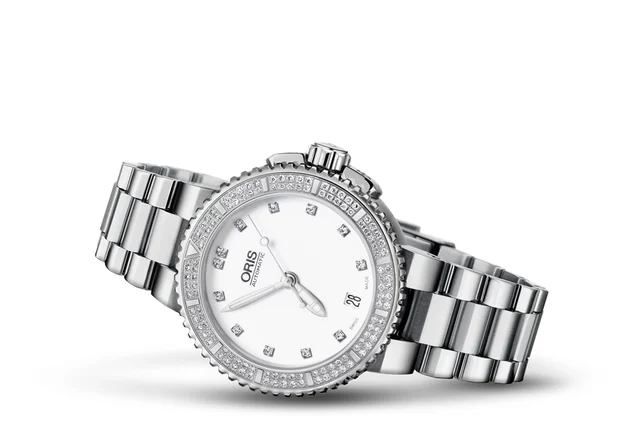 Oris Aquis Date Diamonds 01 733 7652 4991-07 8 18 01P kol saati