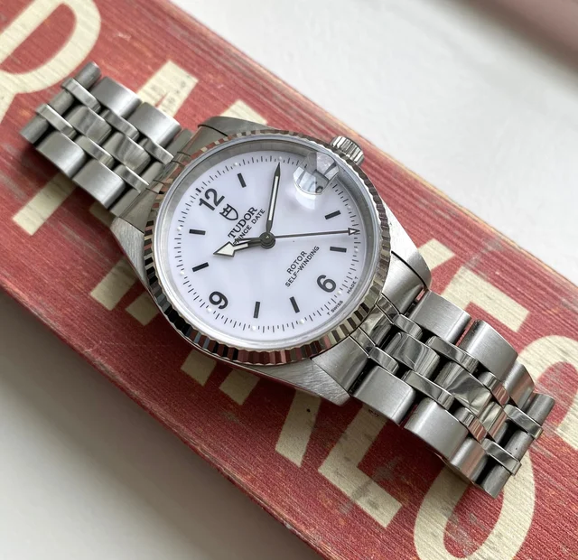 Tudor Tudor SQ8121755 kol saati