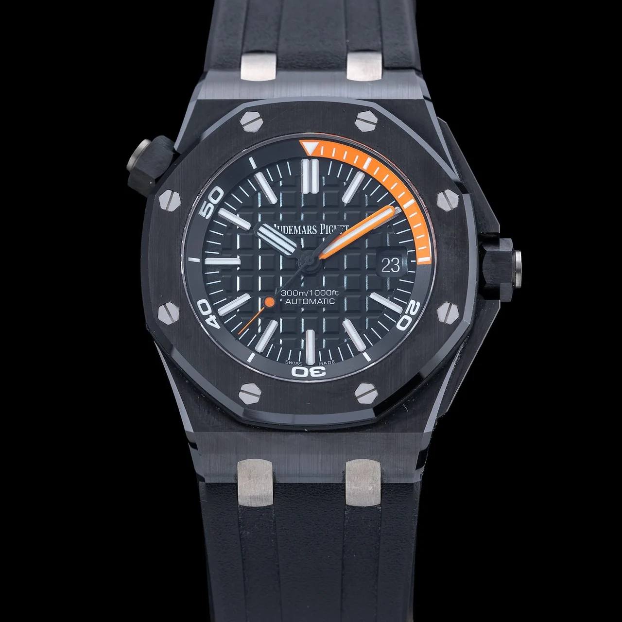 Audemars Piguet Royal Oak Offshore Diver 15707CE.OO.A002CA.01 210009N42359 42 mm kol saati