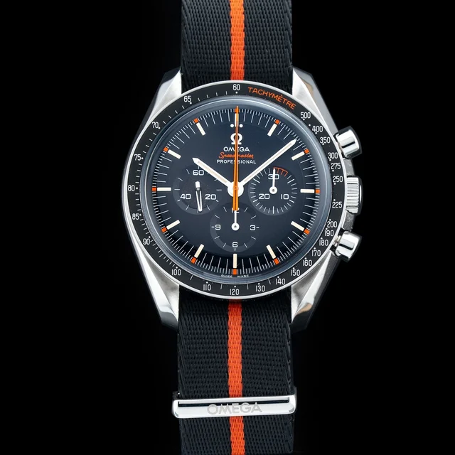 OMEGA Speedmaster Ultraman 210009N30694 kol saati