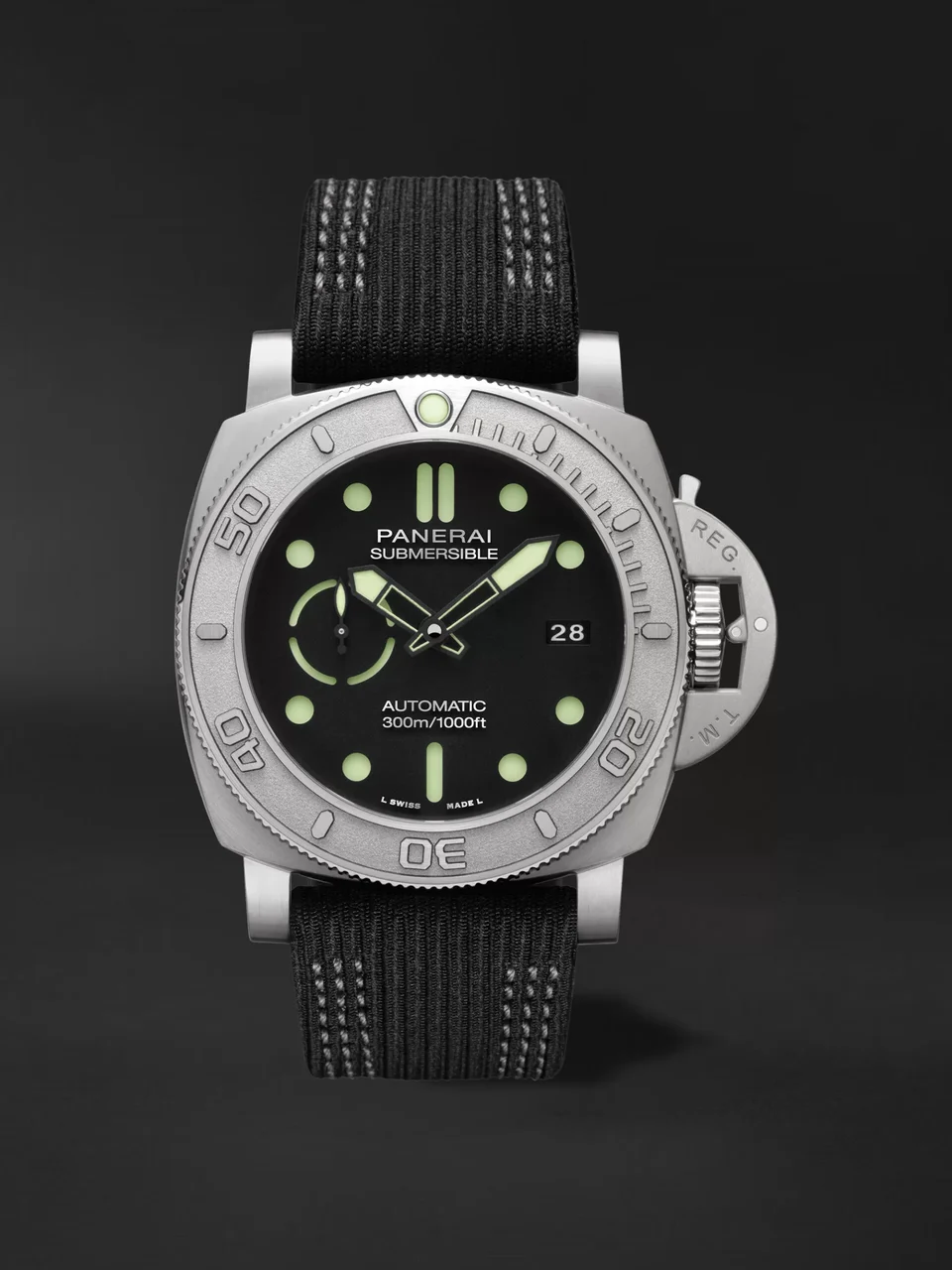 Panerai Submersible Mike Horn Edition PAM00984 47 mm kol saati