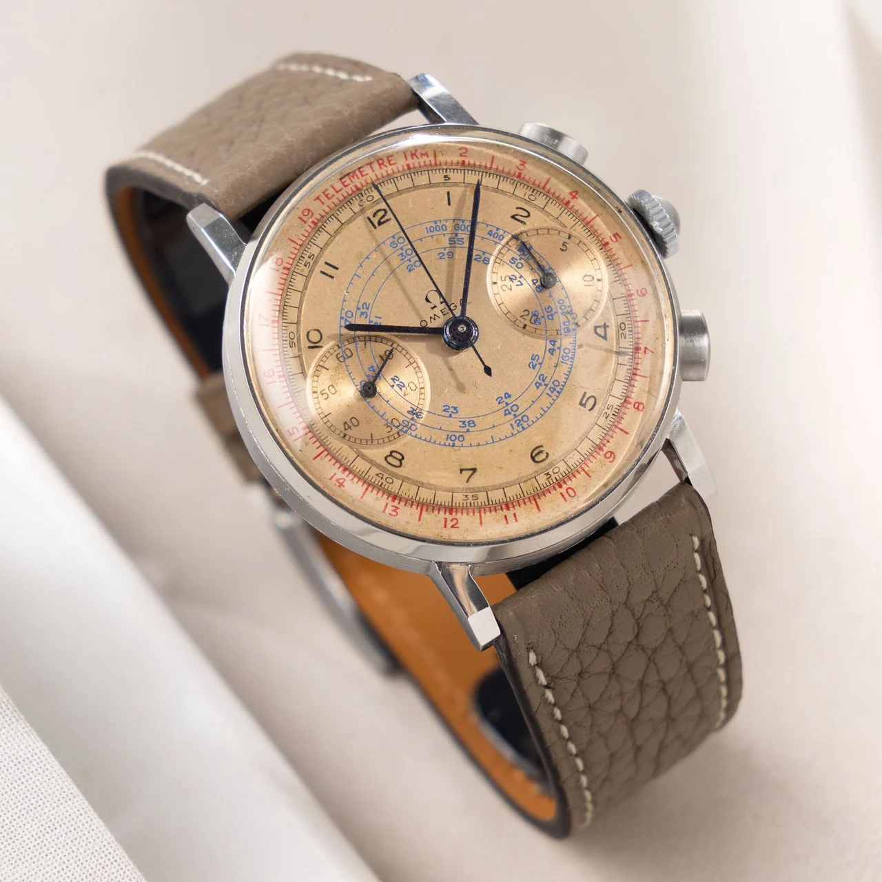 OMEGA Omega W-2544 38 mm kol saati