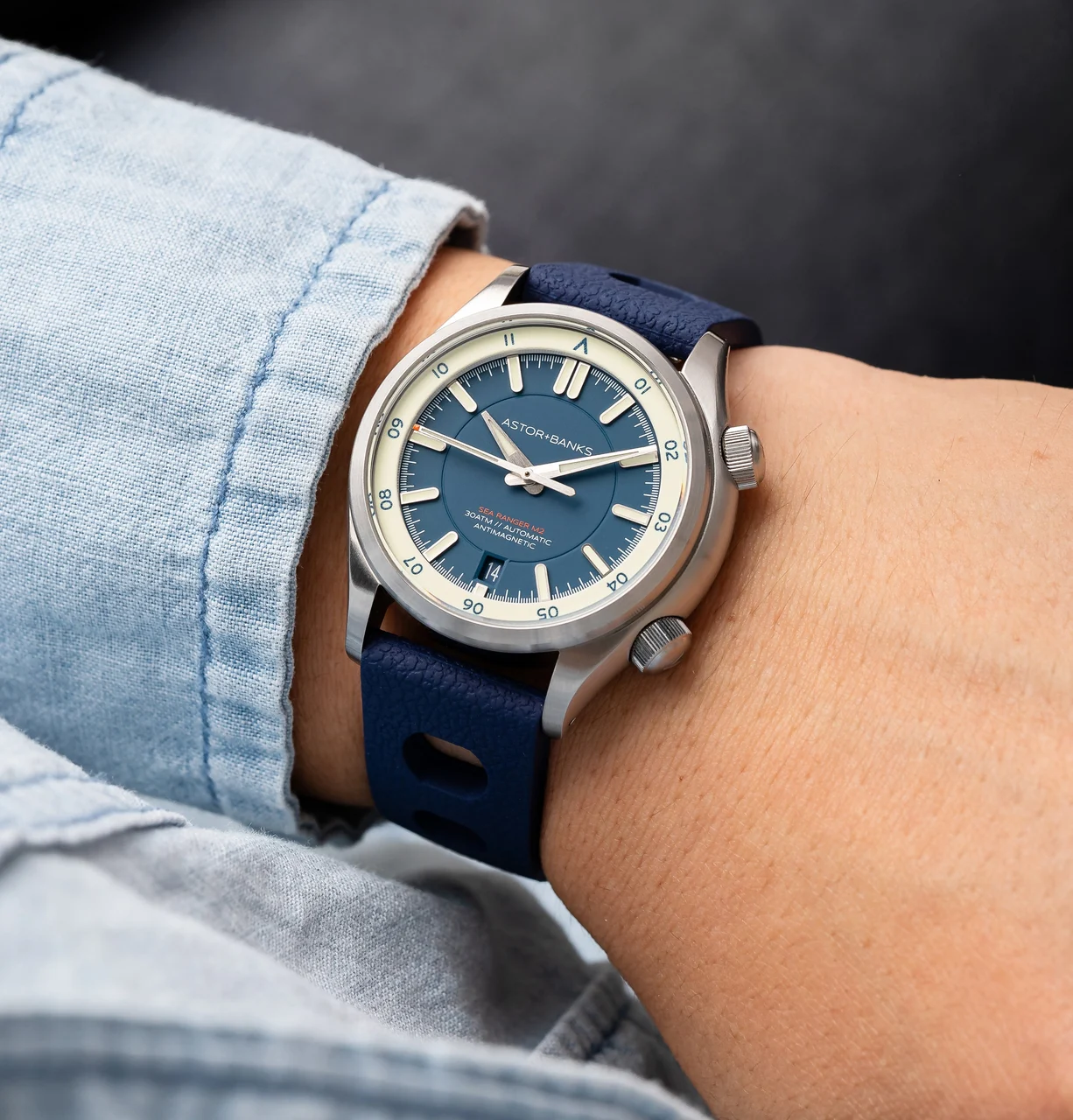 Astor+Banks Sea Ranger M2 Blue on Strap 40 mm kol saati