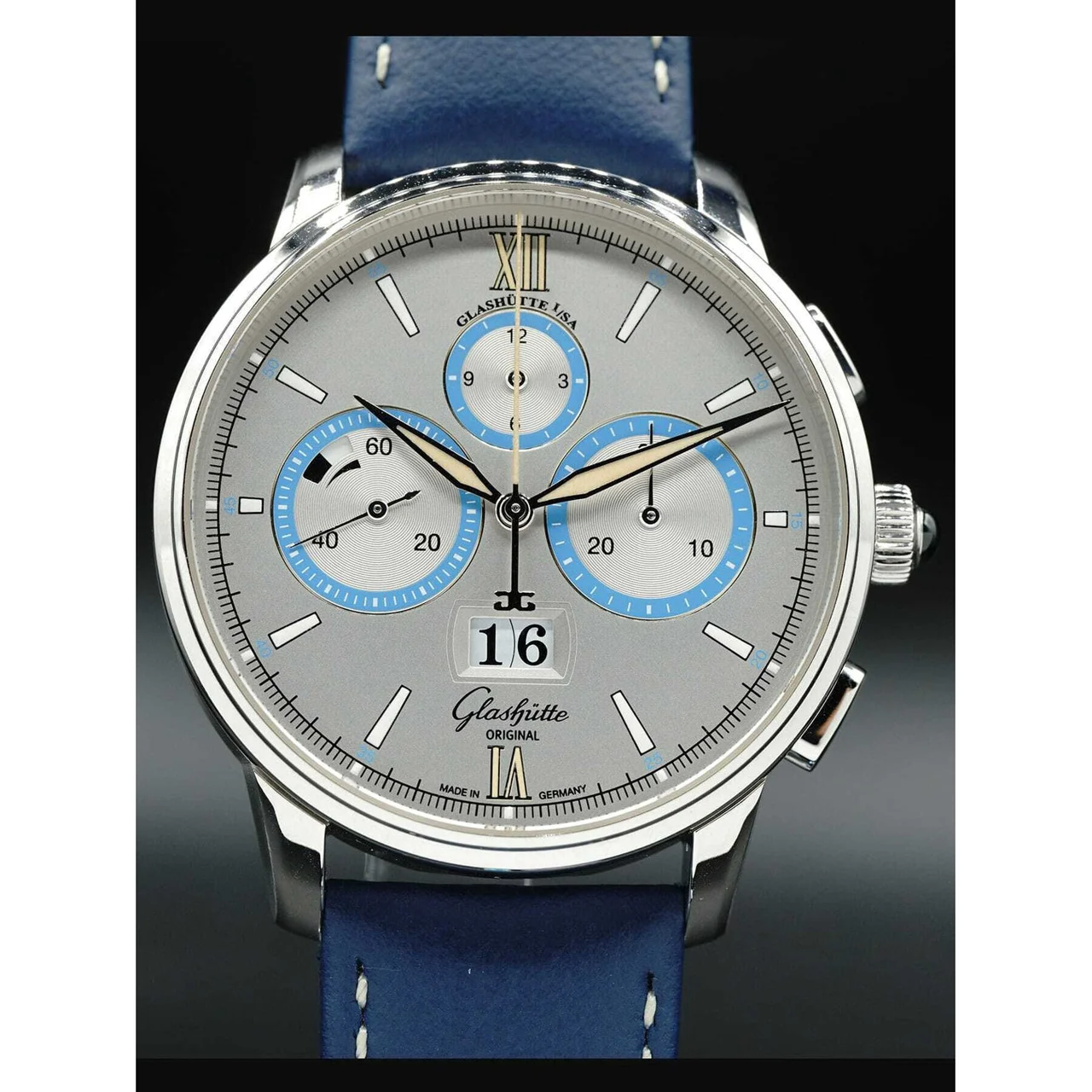 Glashutte Original Glashütte Original Senator Chronograph Capital Edition Platinum 1-37-01-06-03-35 210000015438 42 mm kol saati