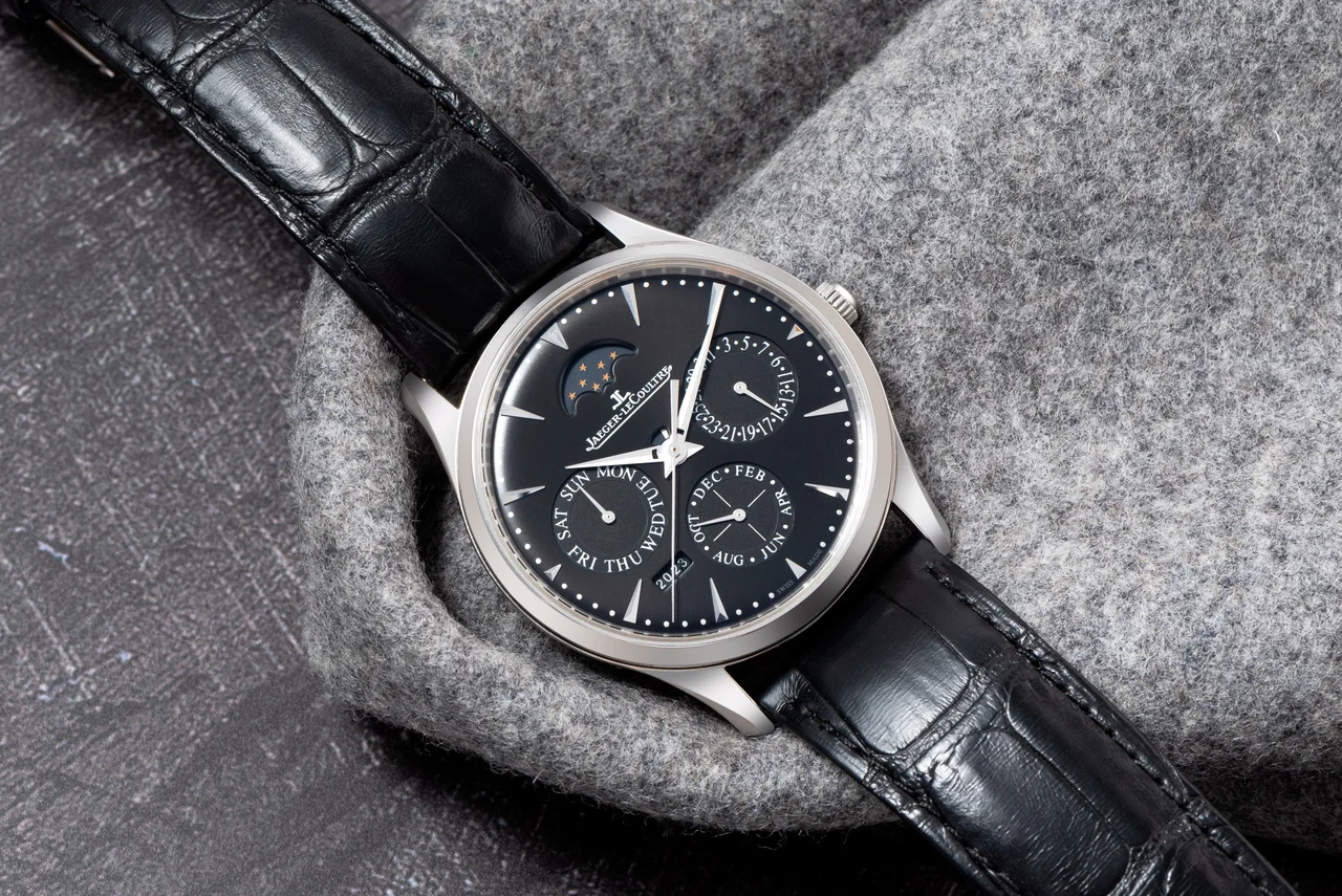 Jaeger-Lecoultre Master Ultra Thin 40980063 39 mm kol saati