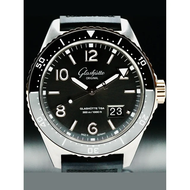 Glashutte Original Glashütte 1-36-13-04-91-34 SeaQ Panorama Date Steel and Gold 2100000580