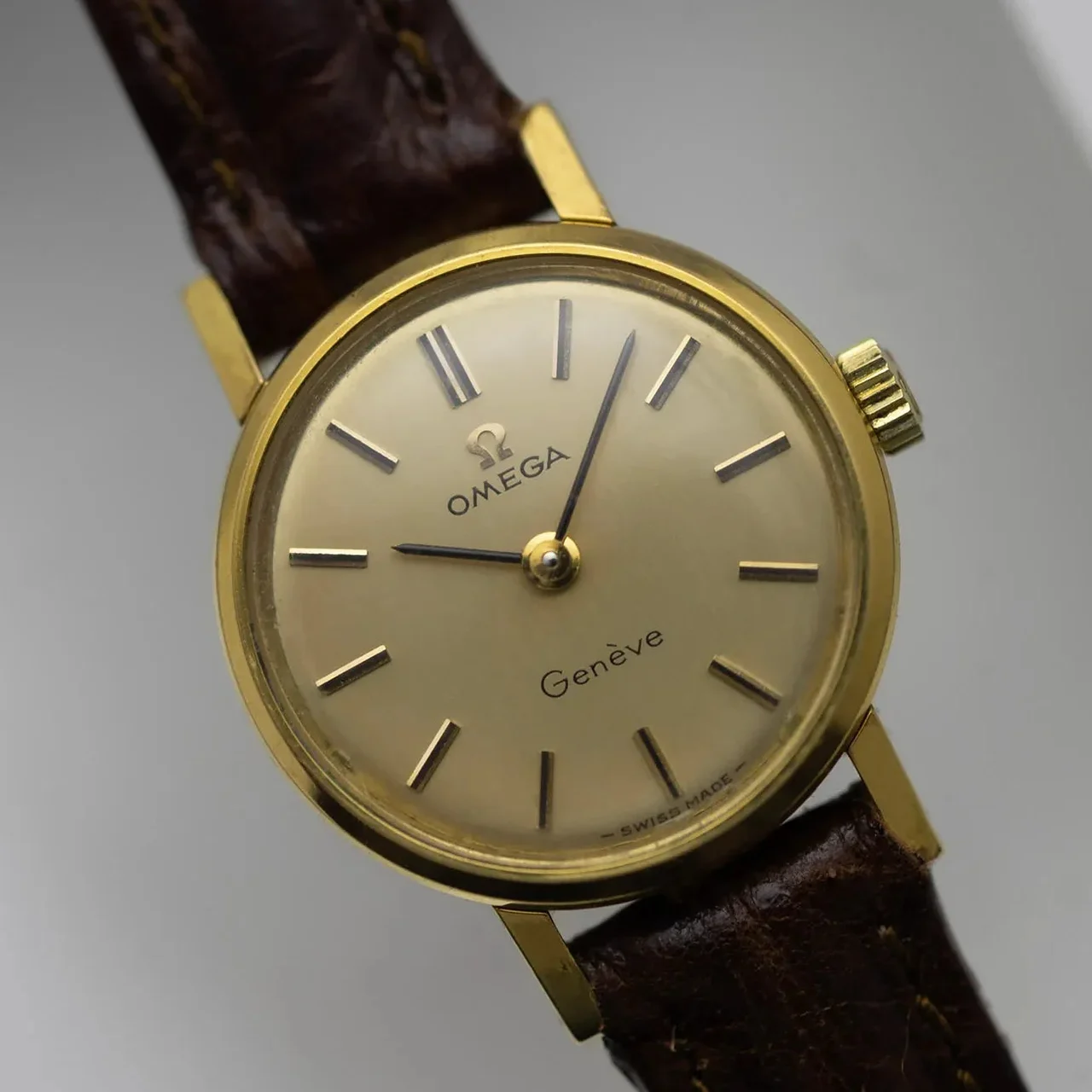 OMEGA Geneve, Ref. 511.0388, Cal. 485, Women’s Dress Watch 20 mm kol saati