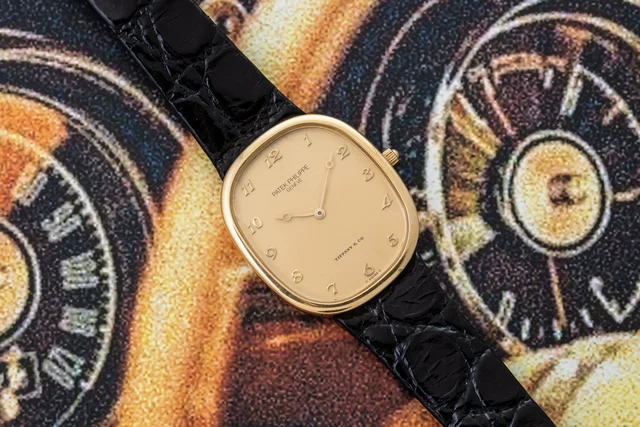 Patek Philippe Golden Ellipse 40930019 kol saati