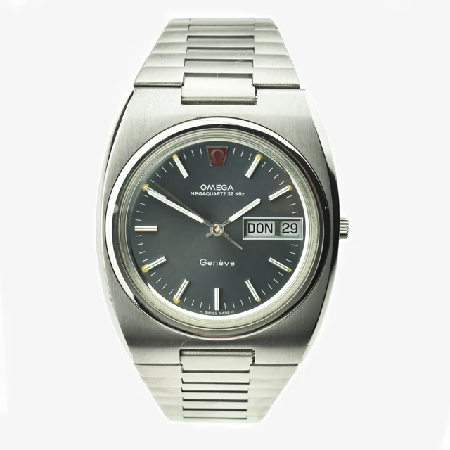OMEGA Genève 35885476 kol saati