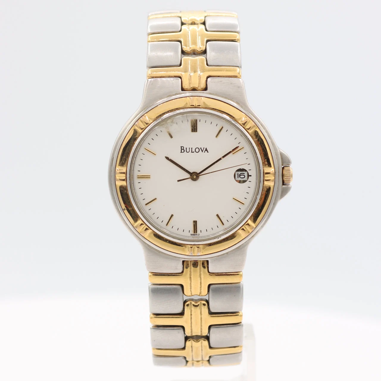Bulova Bulova 204202582221 34 mm kol saati