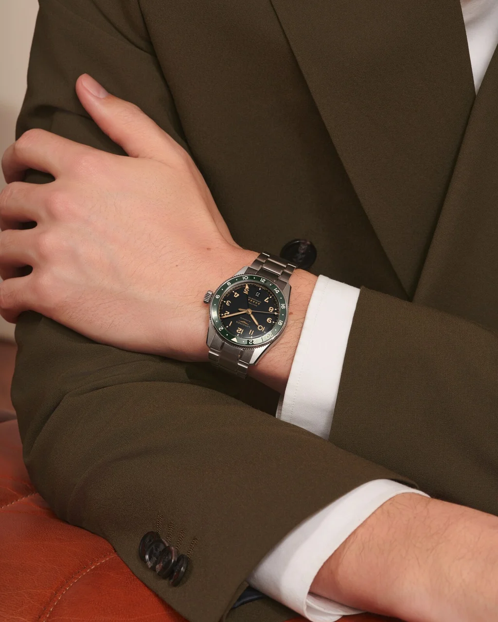 Longines Spirit Zulu Time L3.802.4.63.6 39 mm kol saati