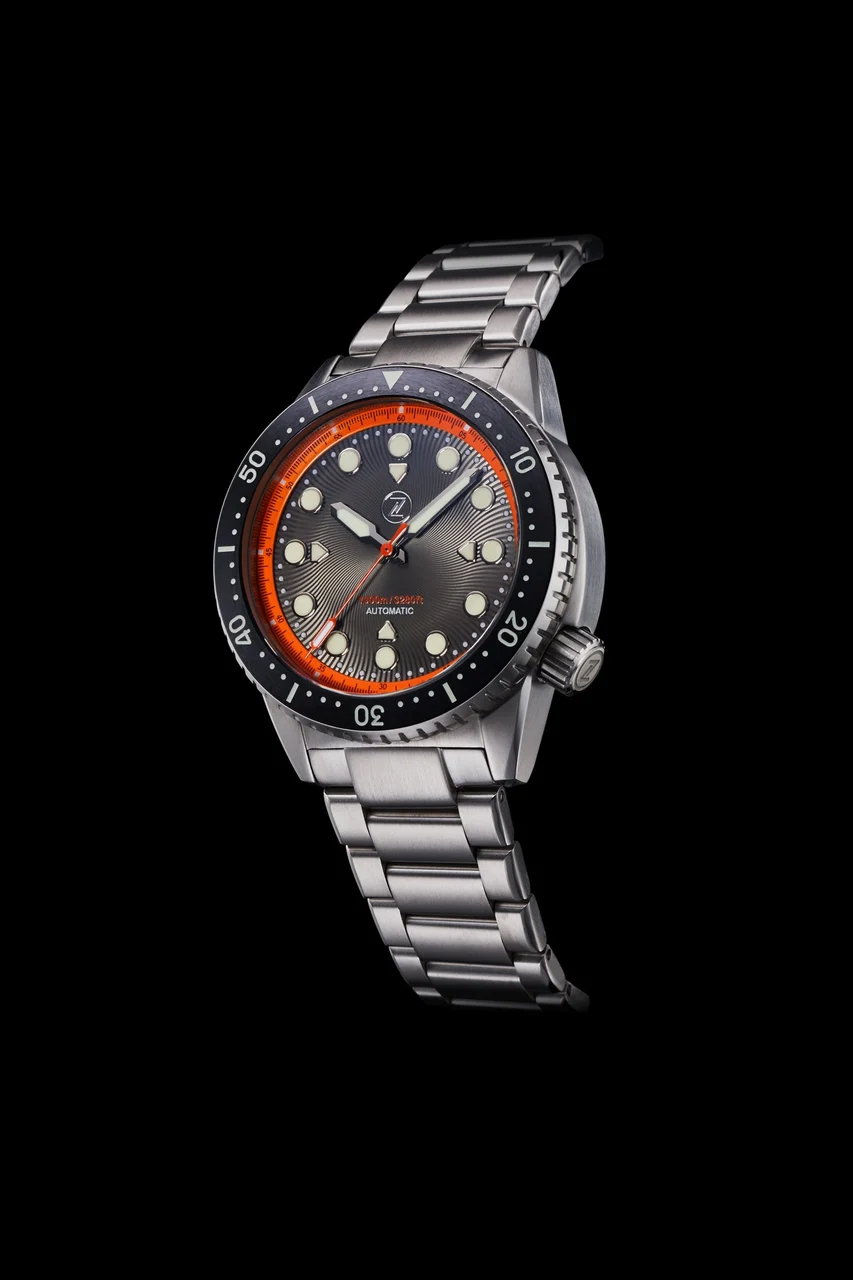 Zelos Great White 1000m Steel Orange 22 mm kol saati
