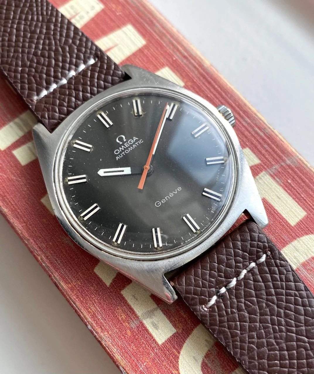 OMEGA Genève SQ3870236 18 mm kol saati