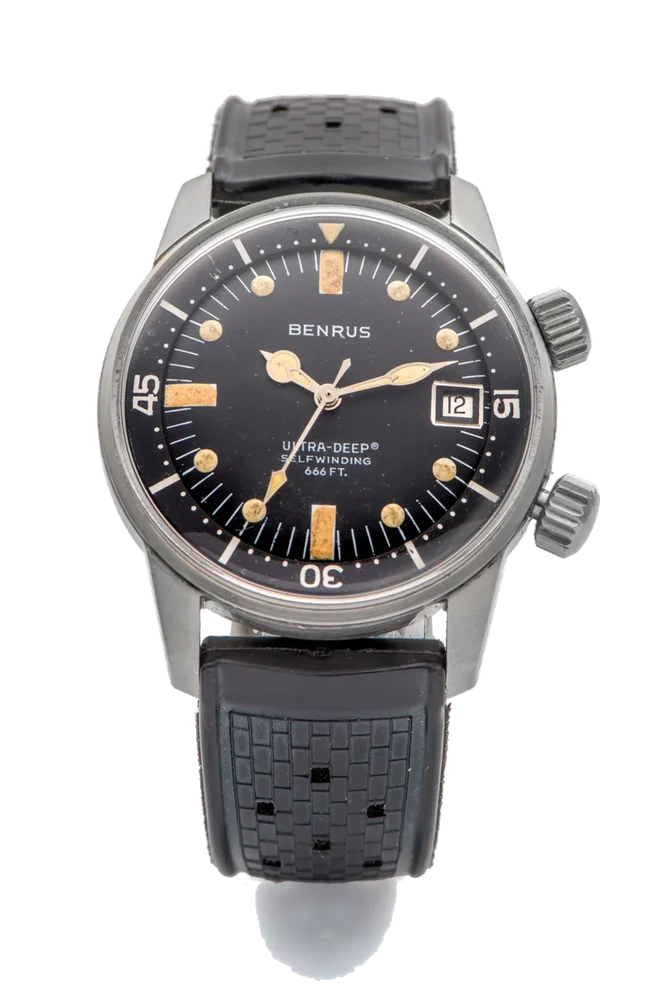 Benrus Watch Co. Inc. (Lazarus Brothers) Benrus Watch Co. Inc. (Lazarus Brothers) Ref. GB 1D, self-winding, diver’s, centre-seconds, date, black dial, “Super-Compressor” patented case; “Ultra-Deep ® / 666 FT.”; stainless steel kol saati