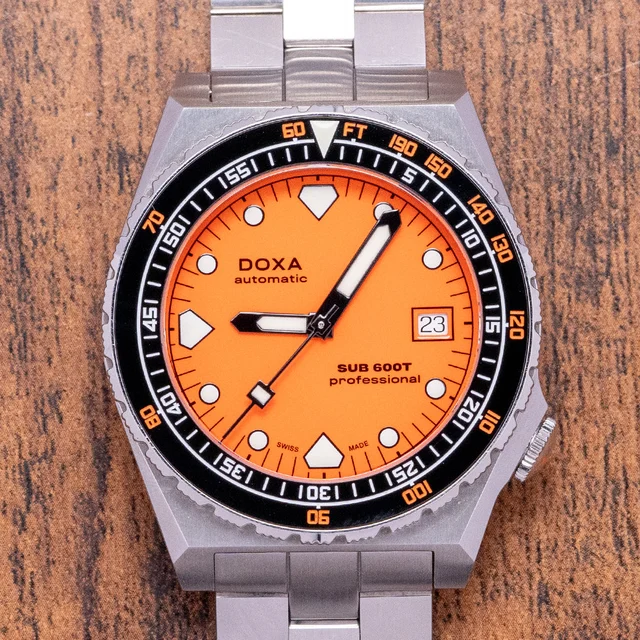 Doxa Sub 600T 861.10.351.10 kol saati