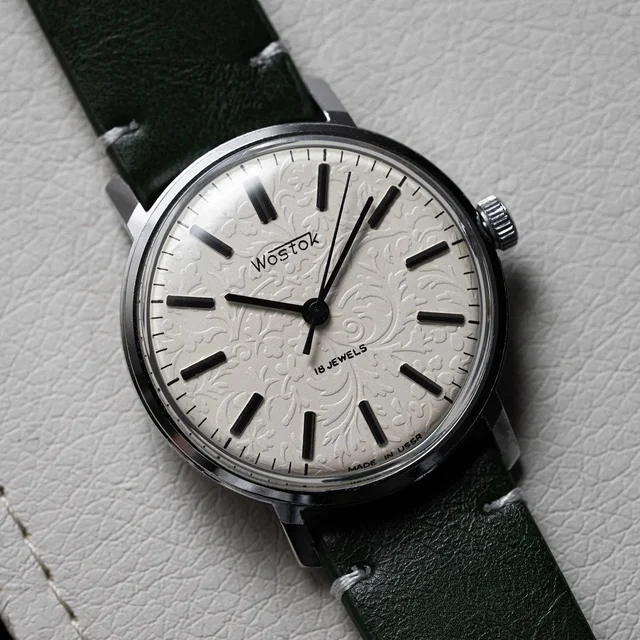 Vostok Cal. 2209, 1982 kol saati