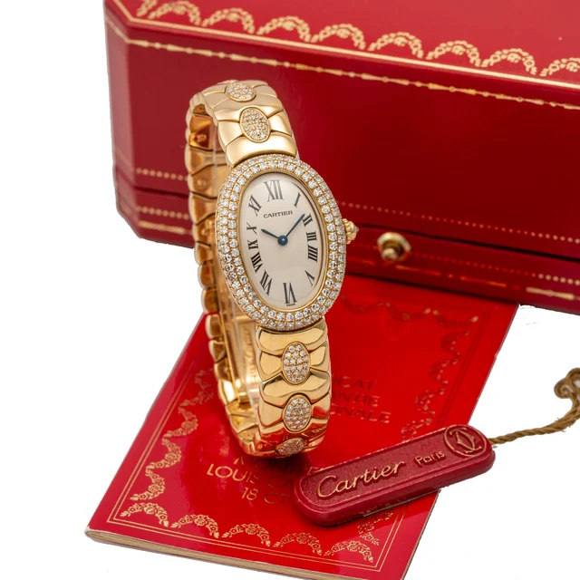 Cartier CARTIER, REF. 3572, BAIGNOIRE, DIAMOND BEZEL AND INTER-LINKS, YELLOW GOLD kol saat