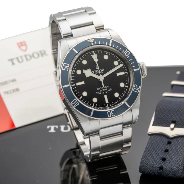 Tudor TUDOR, REF. 79220B, HERITAGE BLACK BAY, STEEL kol saati
