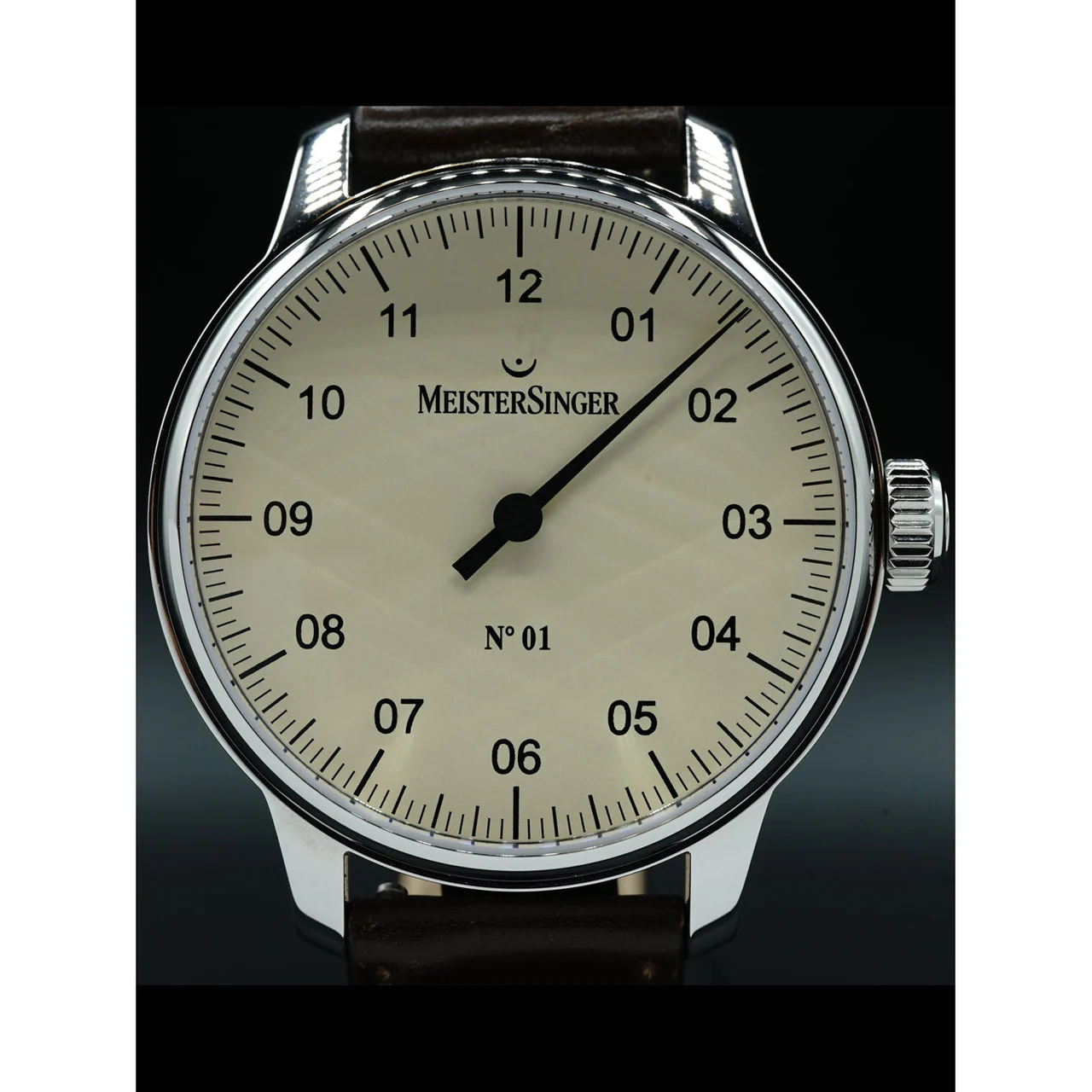 Meistersinger 210000023670 43 mm kol saati