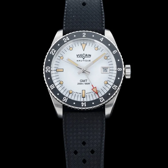 Vulcain Skindiver GMT White Luminova Beige 210009N39093 kol saati