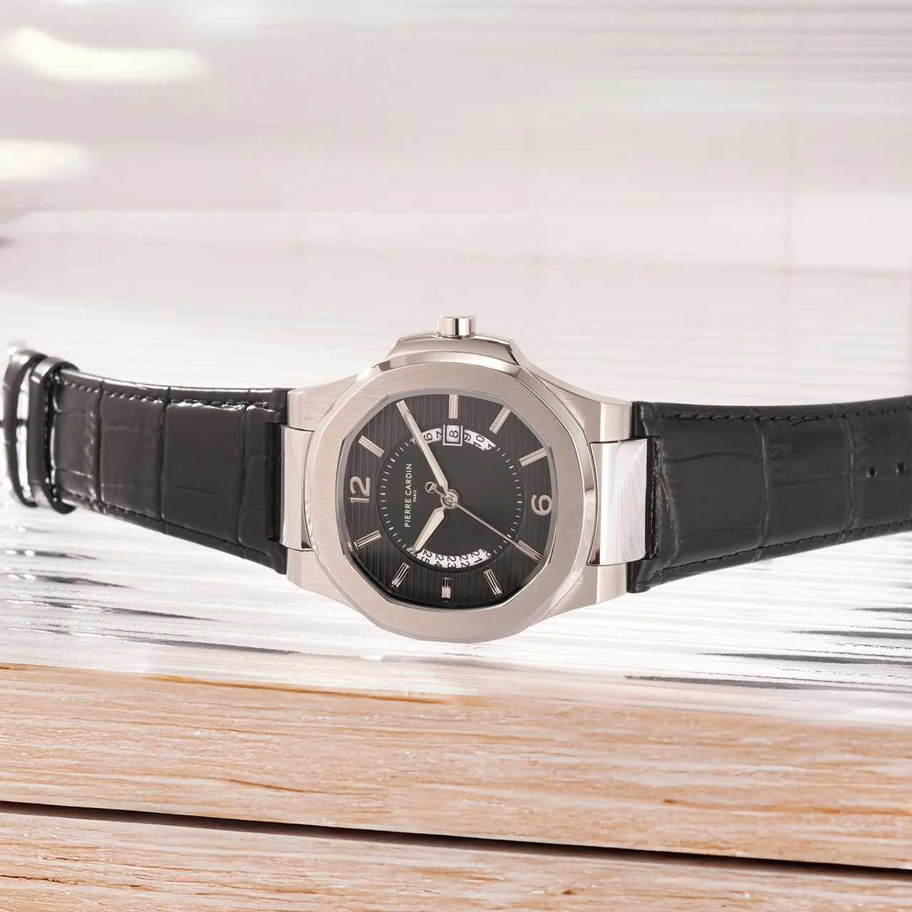 Elegance Supreme Stainless Steel Silver with Black Leather Strap CF.1014.LB.2 42 mm kol saati