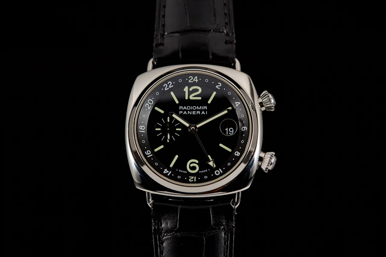 Panerai Radiomir 18040063 42 mm kol saati