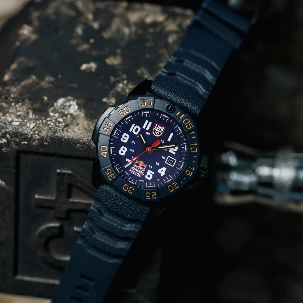 Luminox LM3501.ARB.N 46 mm kol saati