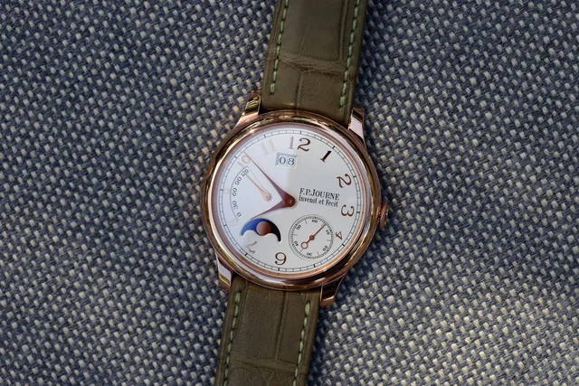 F.P. Journe Automatique Lune ref. AL “Embossed Dial” kol saati