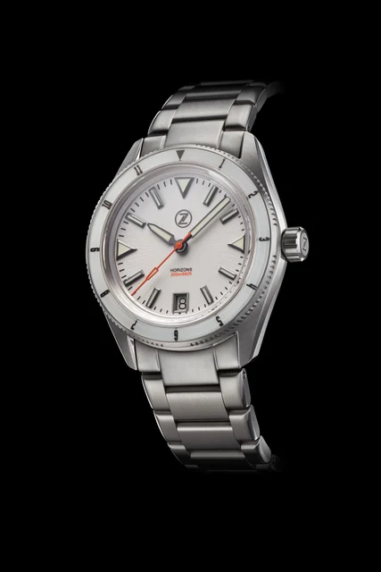 Zelos Horizons 200m 12hr 'Frost' kol saati