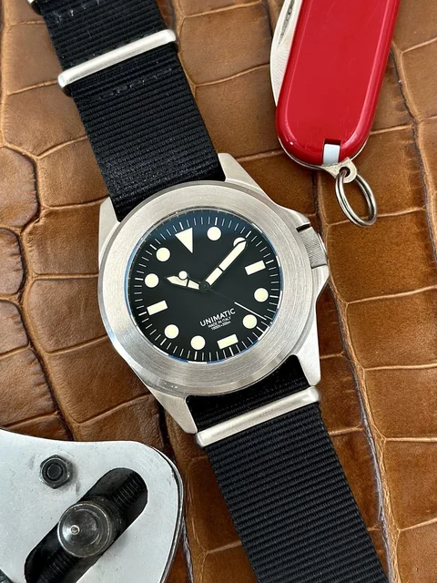 Unimatic Modello Quattro U4 Classic UC4, automático. kol saati