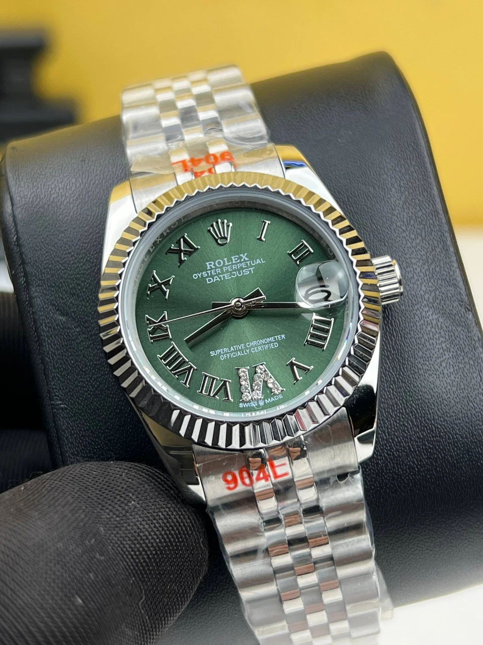 Rolex Date Just Green Roman Diamond Dial 31mm – Automatic 31 mm kol saati