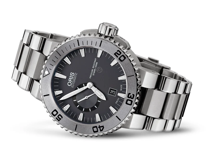 Oris Aquis Titan Small Second, Date 01 743 7664 7253-07 8 26 75PEB 46 mm kol saati