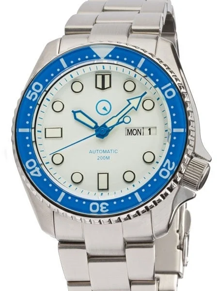 Islander Automatic Dive Watch with Solid-Link Bracelet, AR Sapphire Crystal, and Luminous