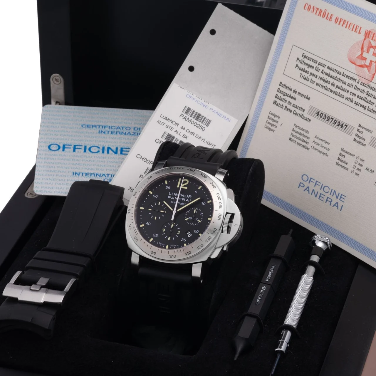 Panerai Switzerland OP 6769 kol saati