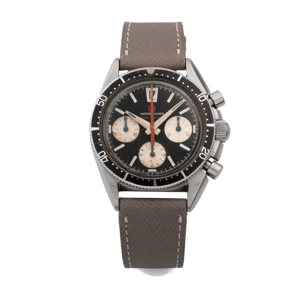 Universal UNIVERSAL REF. 885104/01, 1ST GENERATION WITH BLACK DIAL AND SILVER REGISTERS, RUBBER CHRONOGRAPH PUSHERS, RED CHRONOGRAPH HAND, STAINLESS STEEL kol saati