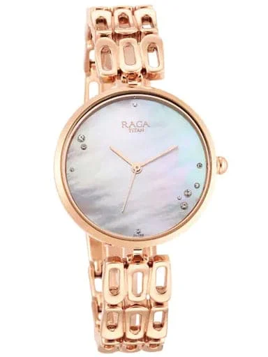 Titan Raga 2659WM01 39 mm kol saati