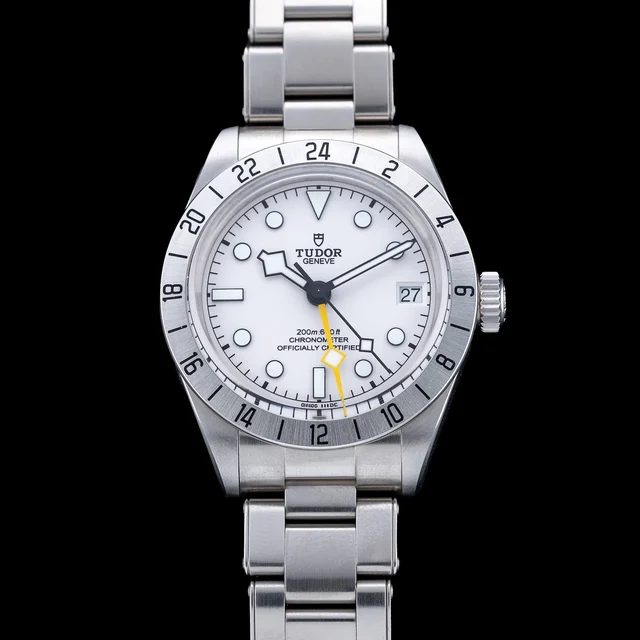 Tudor Black Bay Pro M79470-0004 210009N33686 kol saati